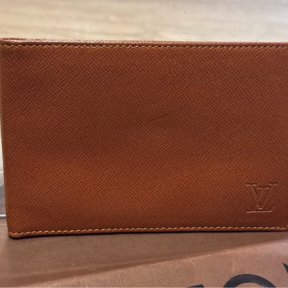 VINTAGE Louis Vuitton Taiga ID / Photo / Card Holder Brown Leather Wallet EUC